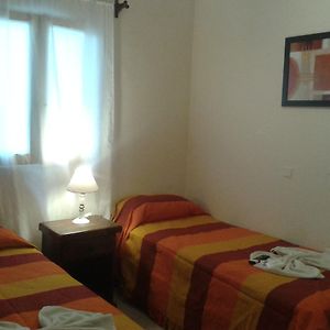 Habitación con Cama King